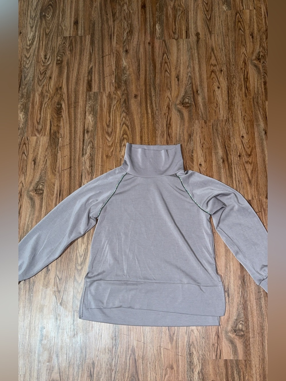 Elie Tahari Muted Taupe Grey Turtleneck Knit Sweater